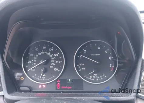 2016 BMW X1 xDrive28I z USA, uszkodzony, nr VIN WBXHT3C36G5E55276